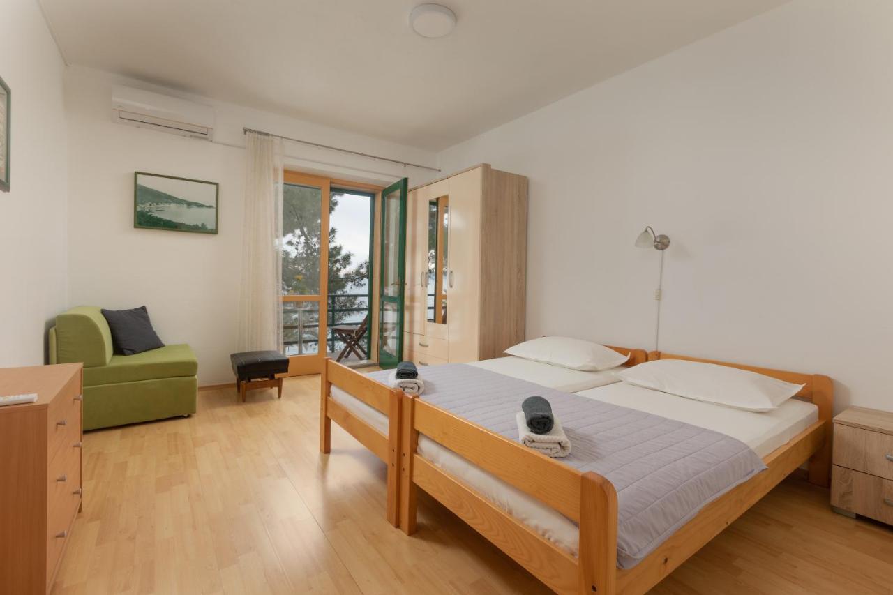 Pine And Sunshine Apartments 포드고라 외부 사진